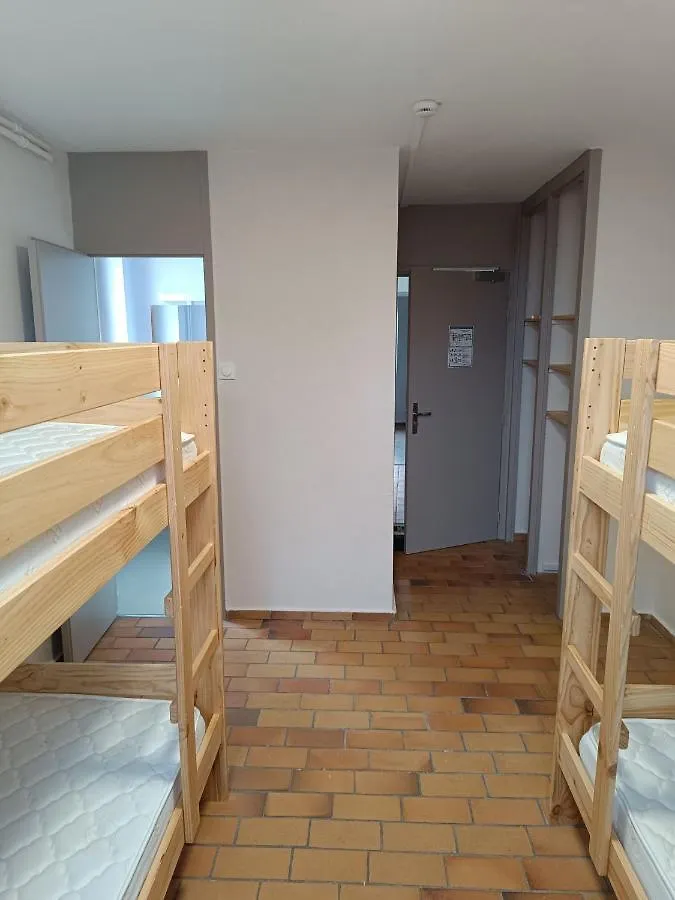 La Mansio De Bons Hostel Λε Ντεζ Αλπ