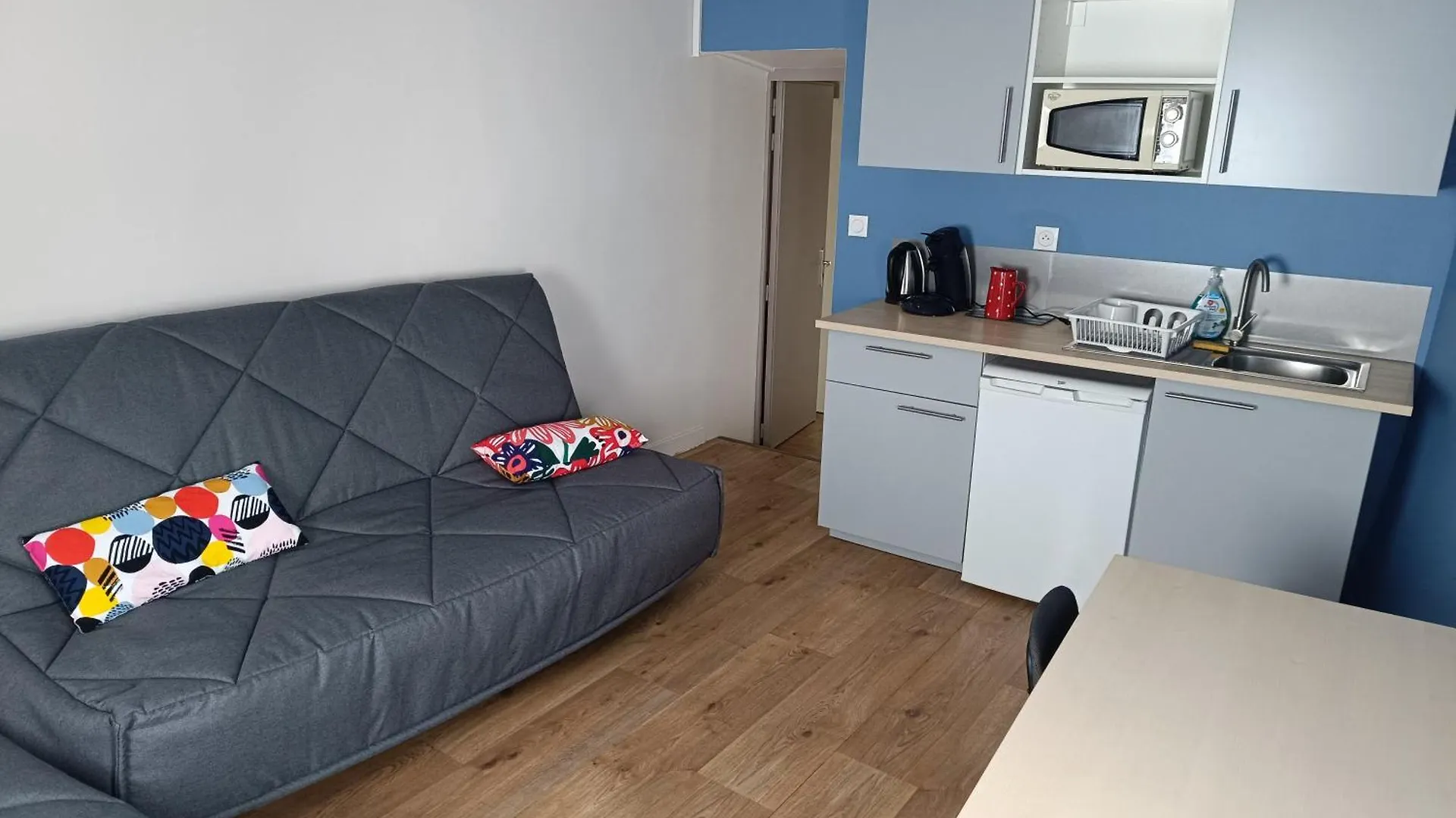 La Mansio De Bons Hostel Λε Ντεζ Αλπ 0*,  Γαλλία