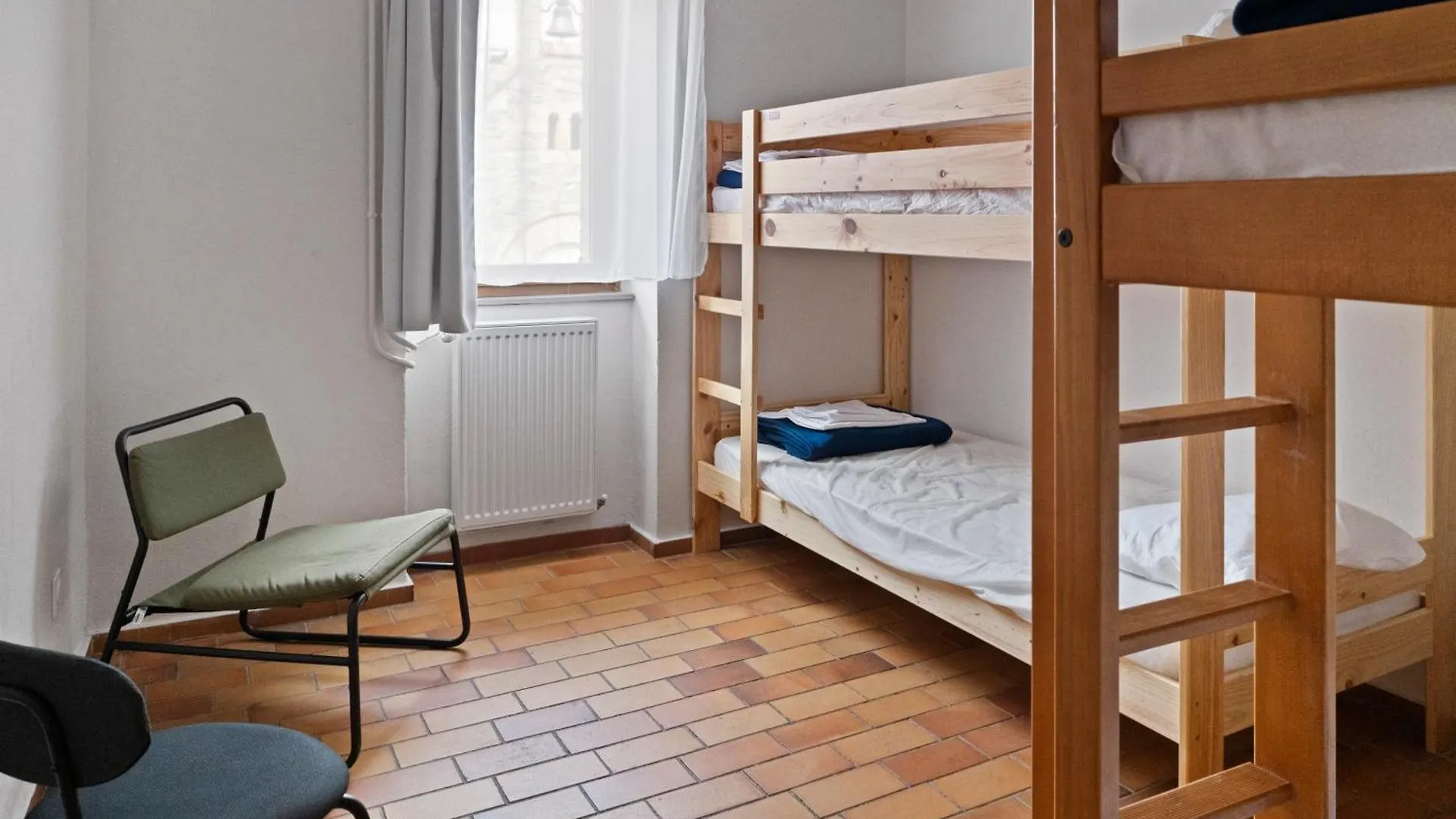 La Mansio De Bons Hostel Λε Ντεζ Αλπ